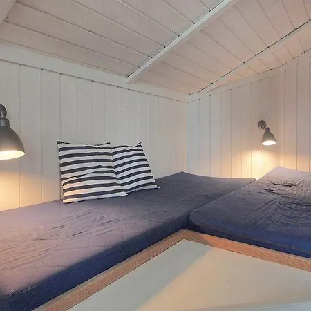 I Marielyst Med Og Sauna, Incl El Og Vand, Taet Pa By Og Bøtø By